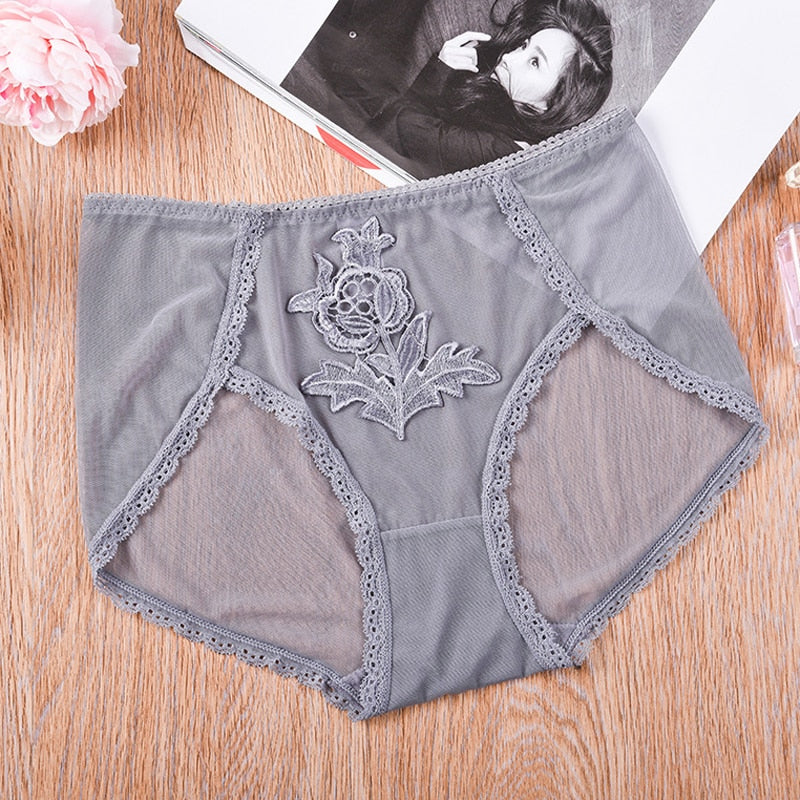 Women Fashion Lace Lingerie Temptation Mid-Waist Transparent Panties Embroidery Breathable Underwear Female G String Intimat
